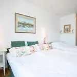 Bed and breakfast Pletna A Double Lake-view