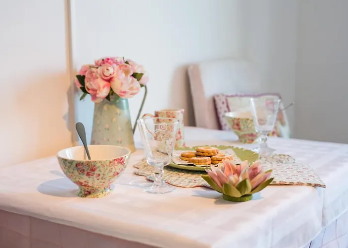 Pletna A Double Lake-view Bled