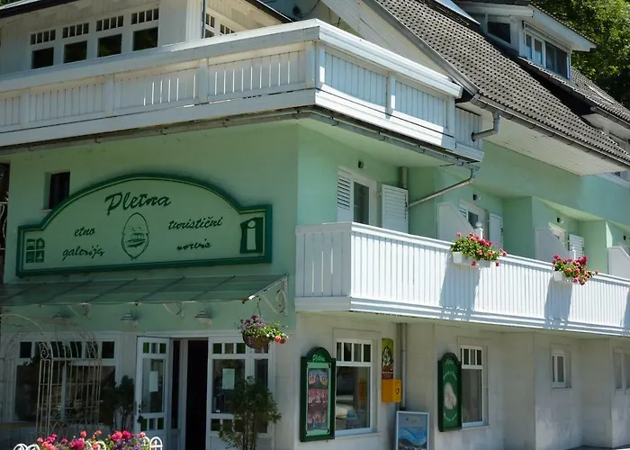 Pletna A Double Lake-view 3*