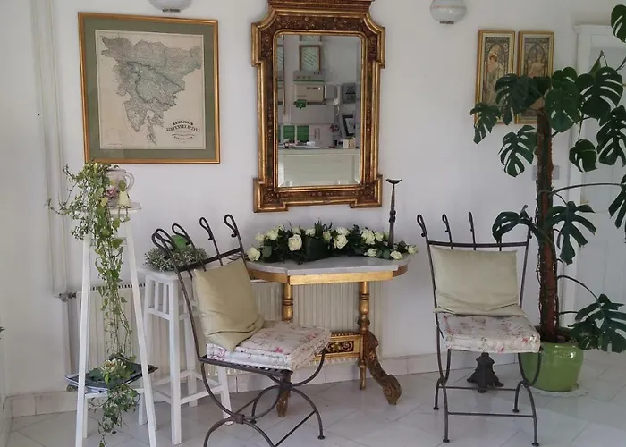 Bed and breakfast Pletna A Double Lake-view